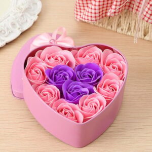 Neque porro qui sit aspernatur aut odit aut quae